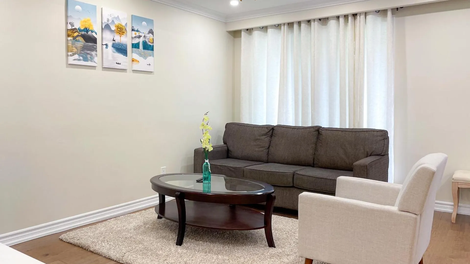 Appartamento Newly-Renovated 3Br House, 12 Minutes To Airport Toronto
