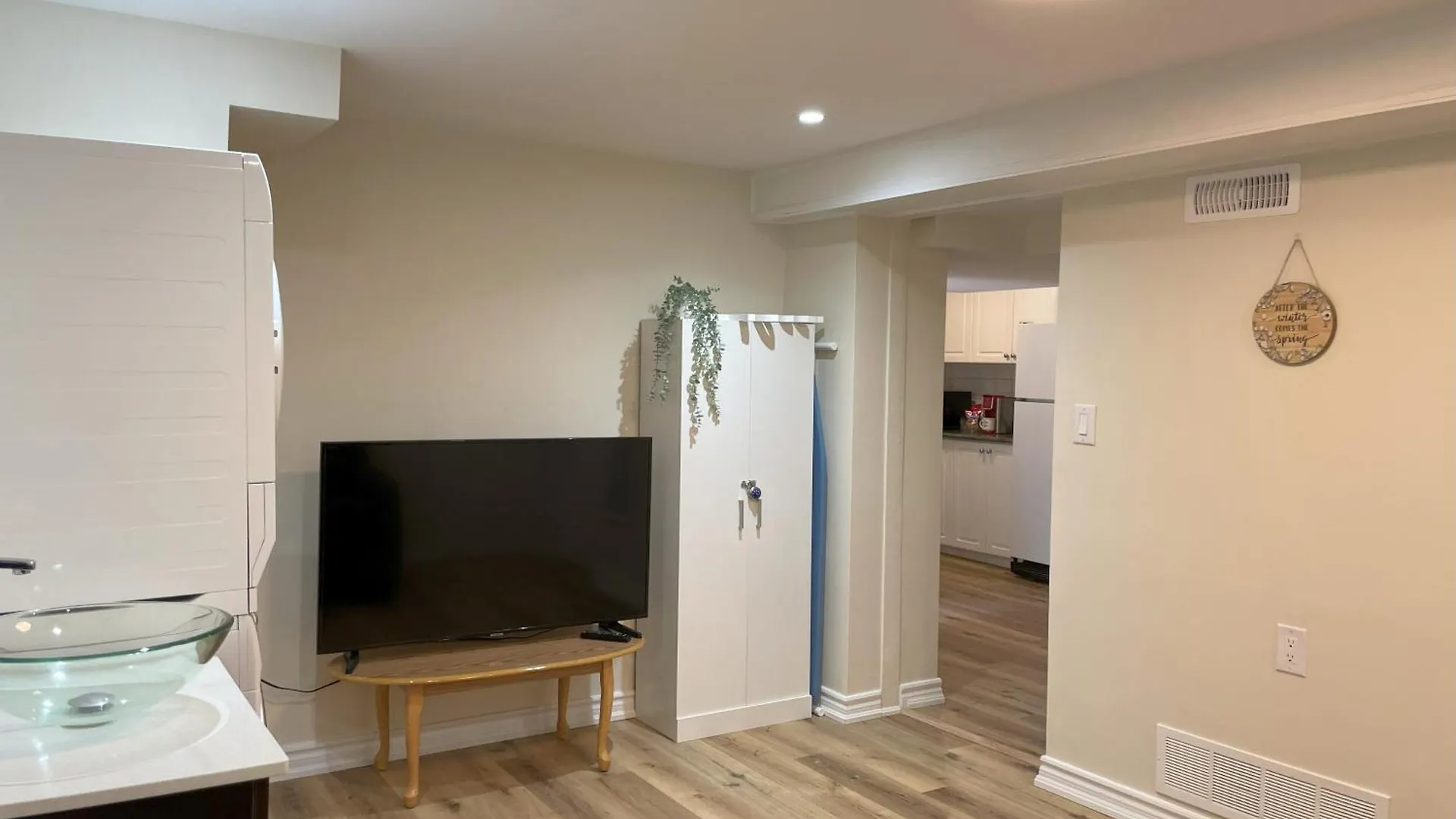 Appartamento Newly-Renovated 3Br House, 12 Minutes To Airport Toronto Canada
