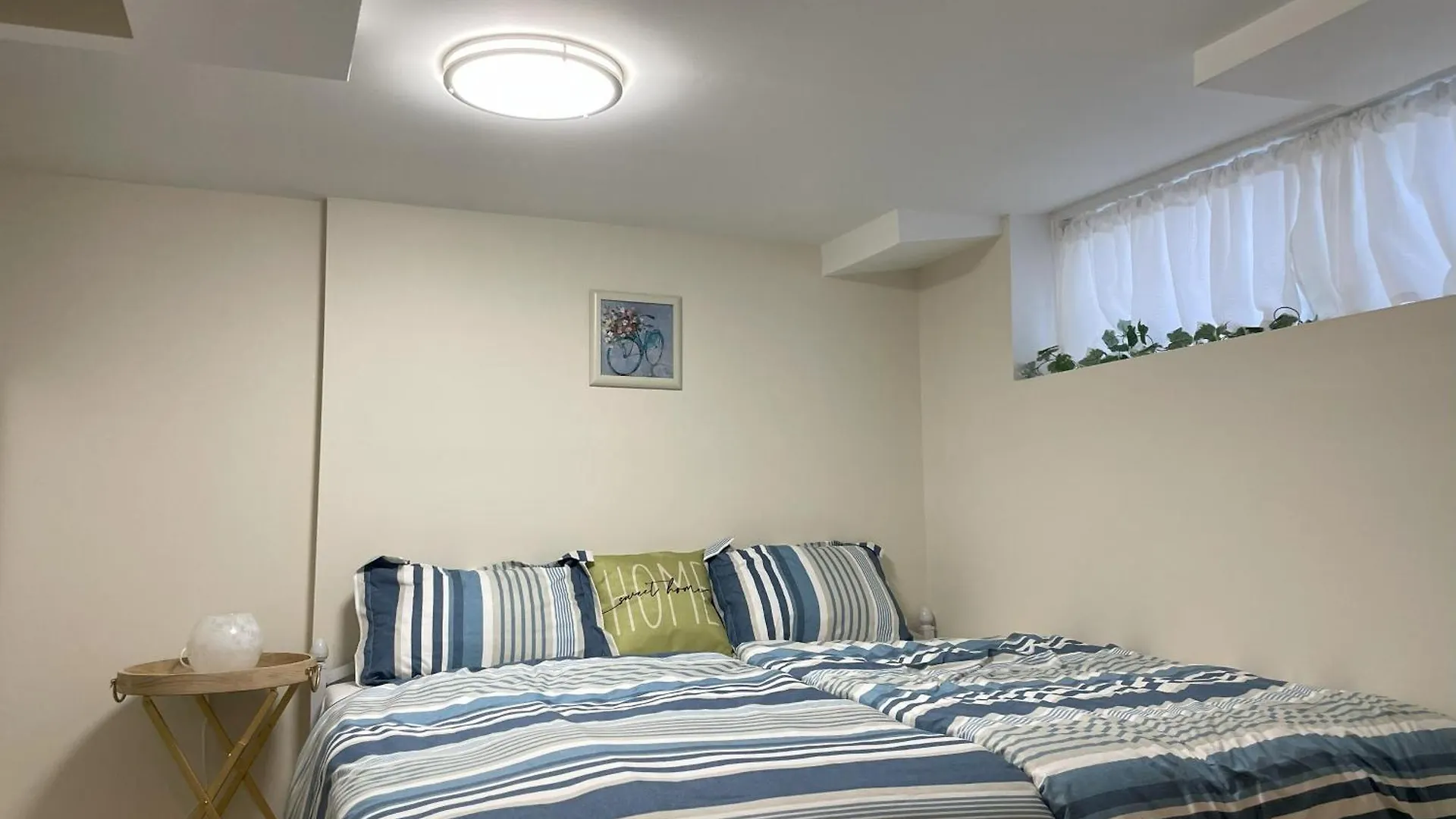 Appartamento Newly-Renovated 3Br House, 12 Minutes To Airport Toronto